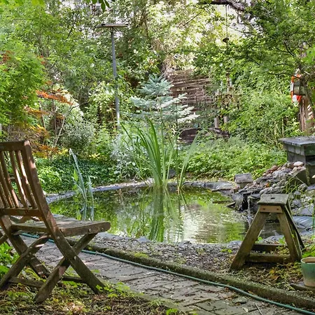 Apartman Retro Courtyard